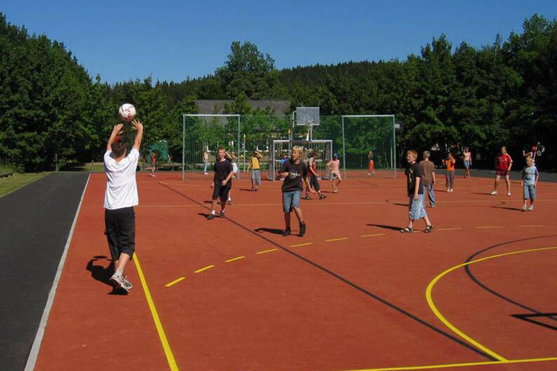 Schullandheim Föckinghausen aktiv im Sauerland